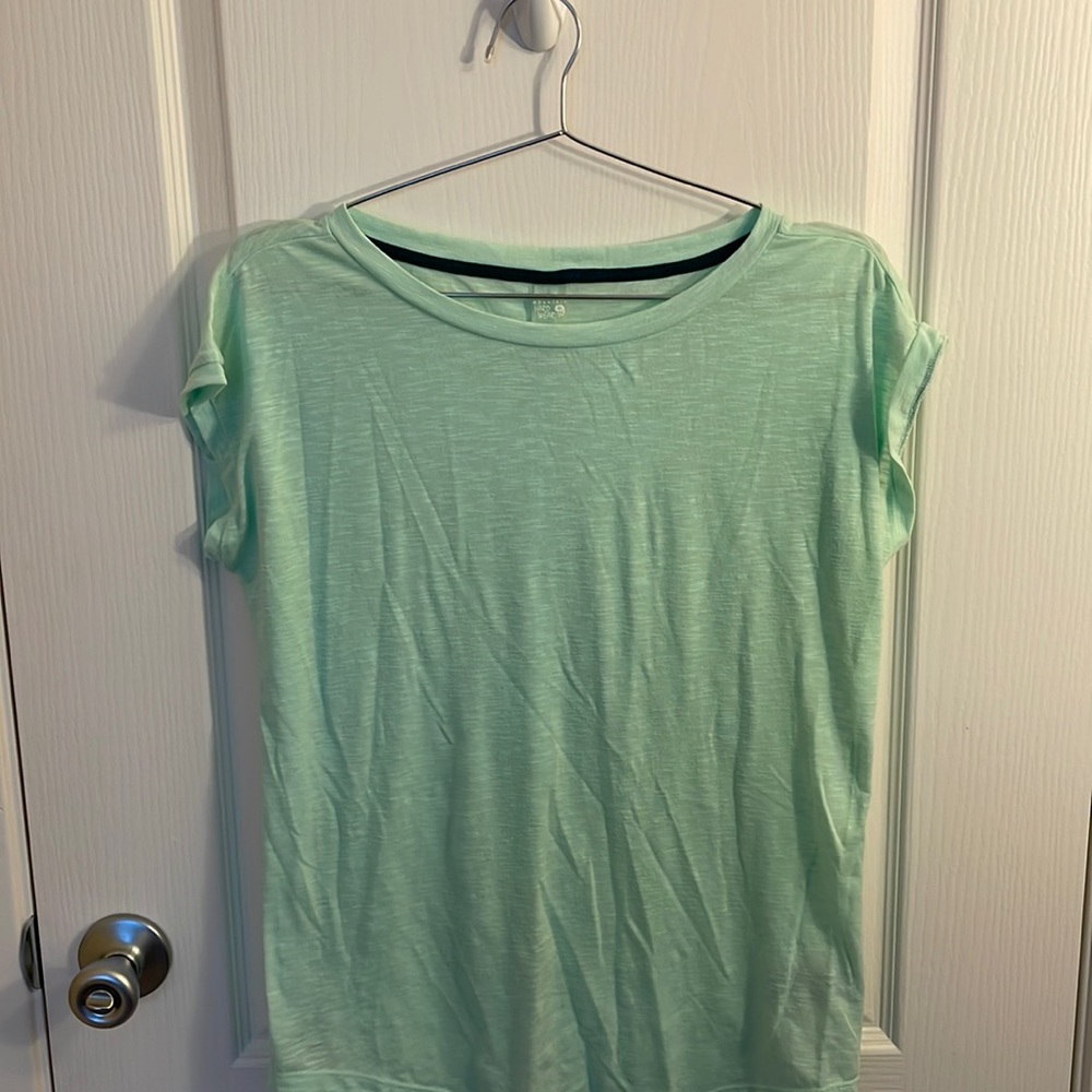Mountain Hardwear top
